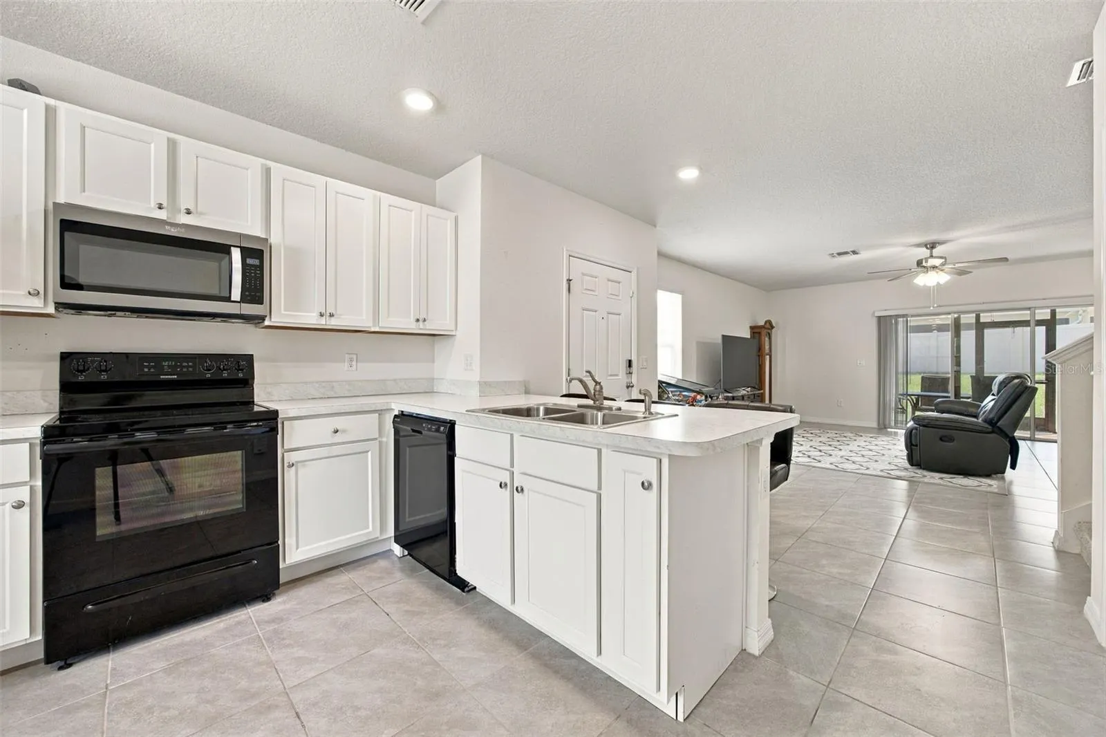 9012 CARLOTTA WAY