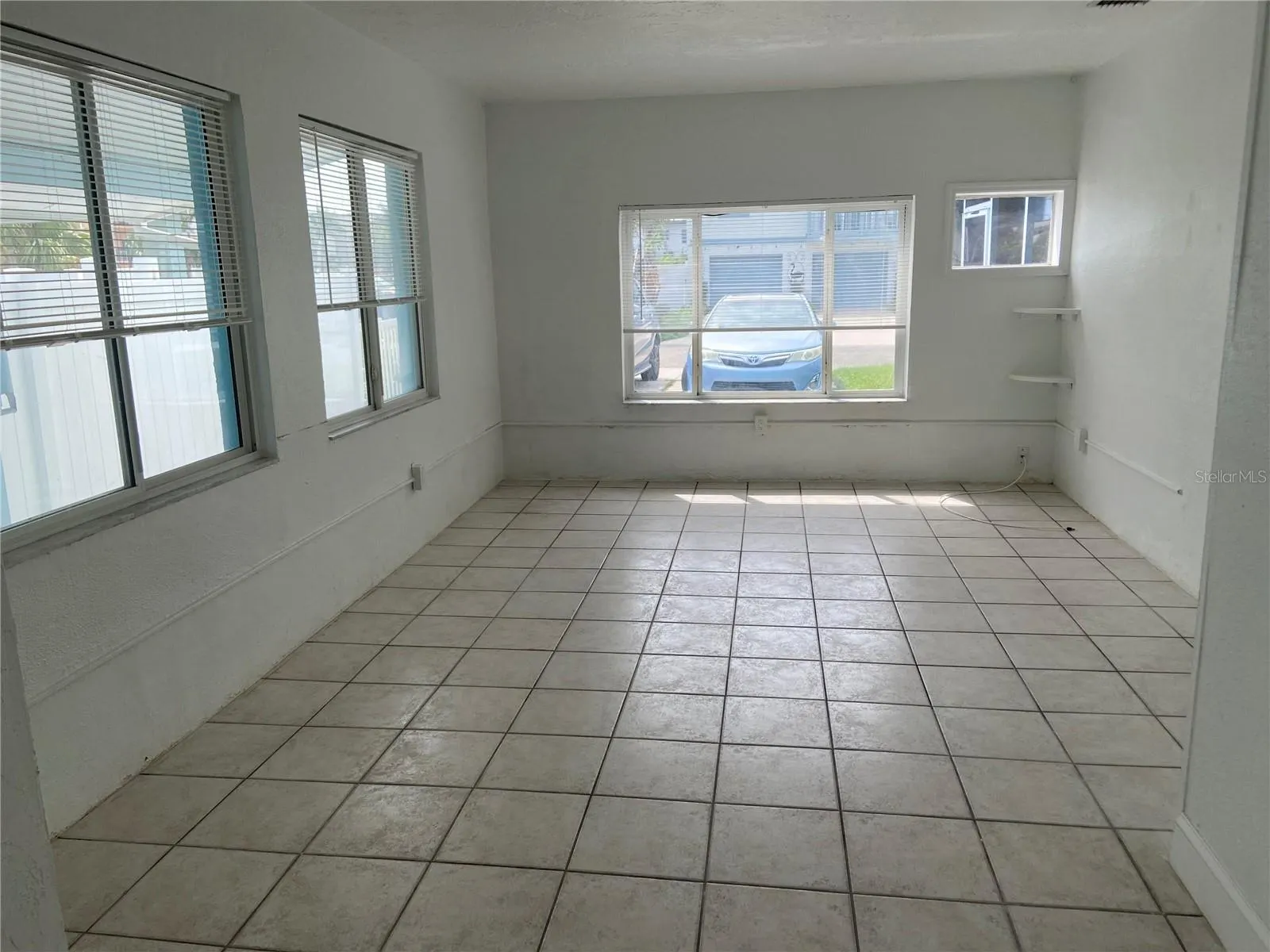 13321 E 1ST #A #A