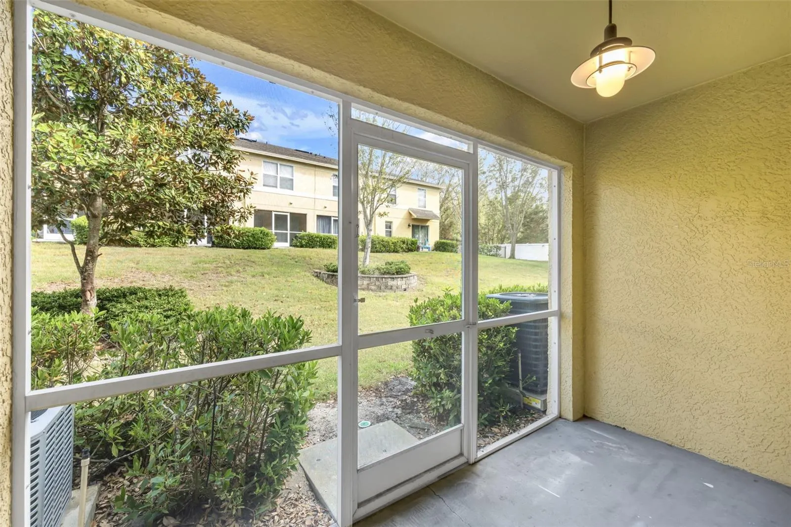 209 DRAW BRIDGE LN