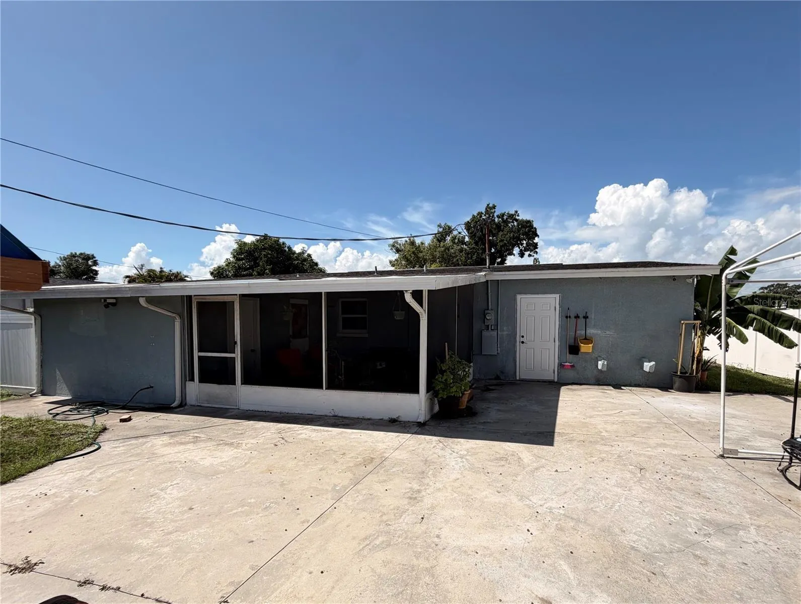 4925 ELDORADO DR