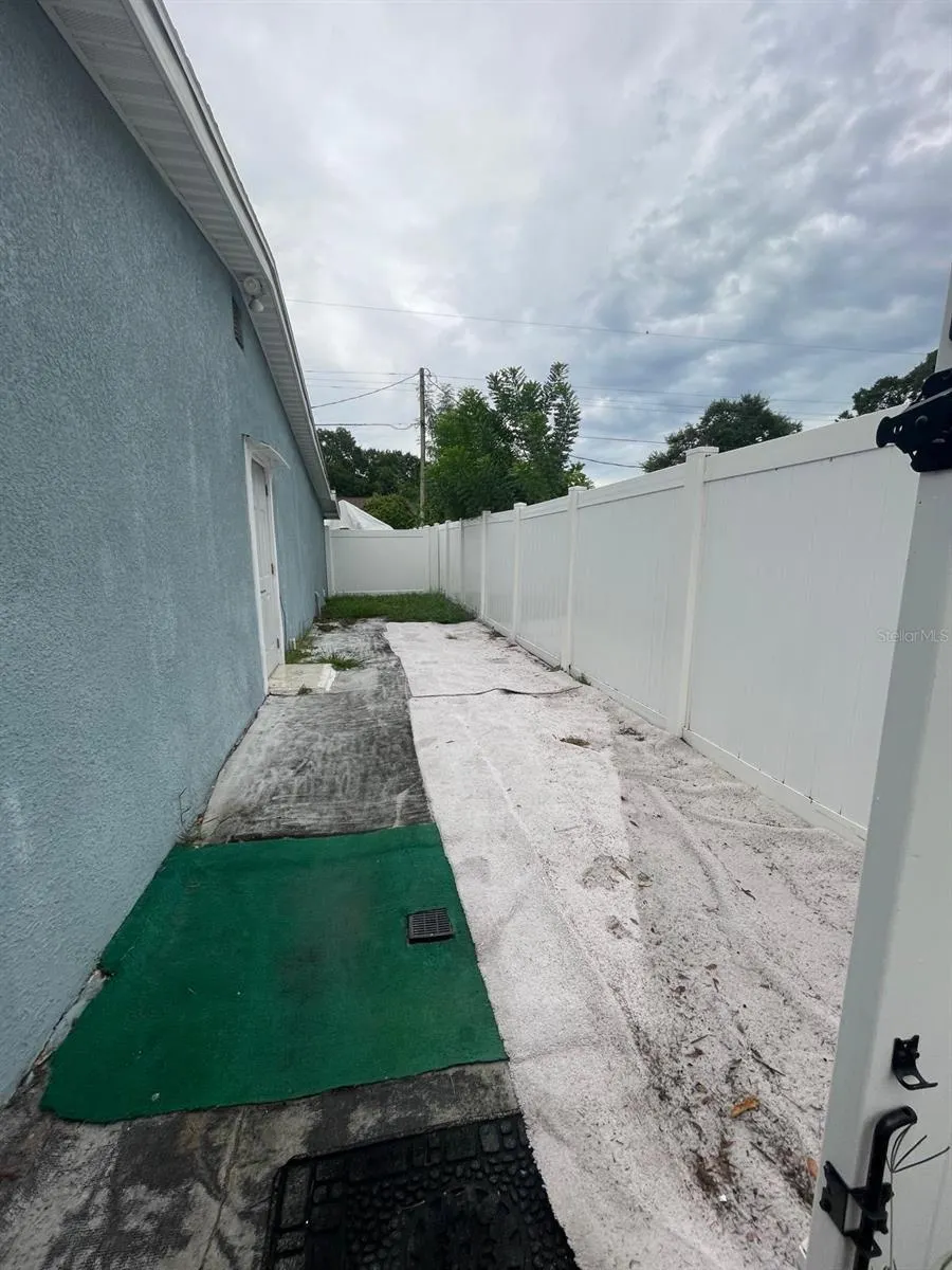 4925 ELDORADO DR