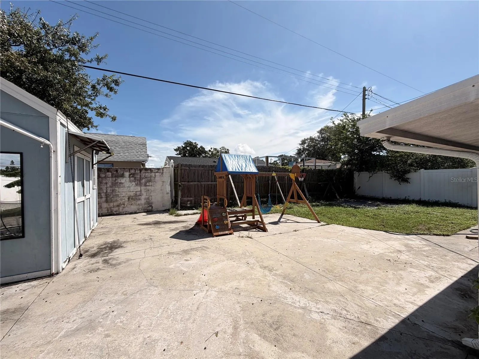 4925 ELDORADO DR
