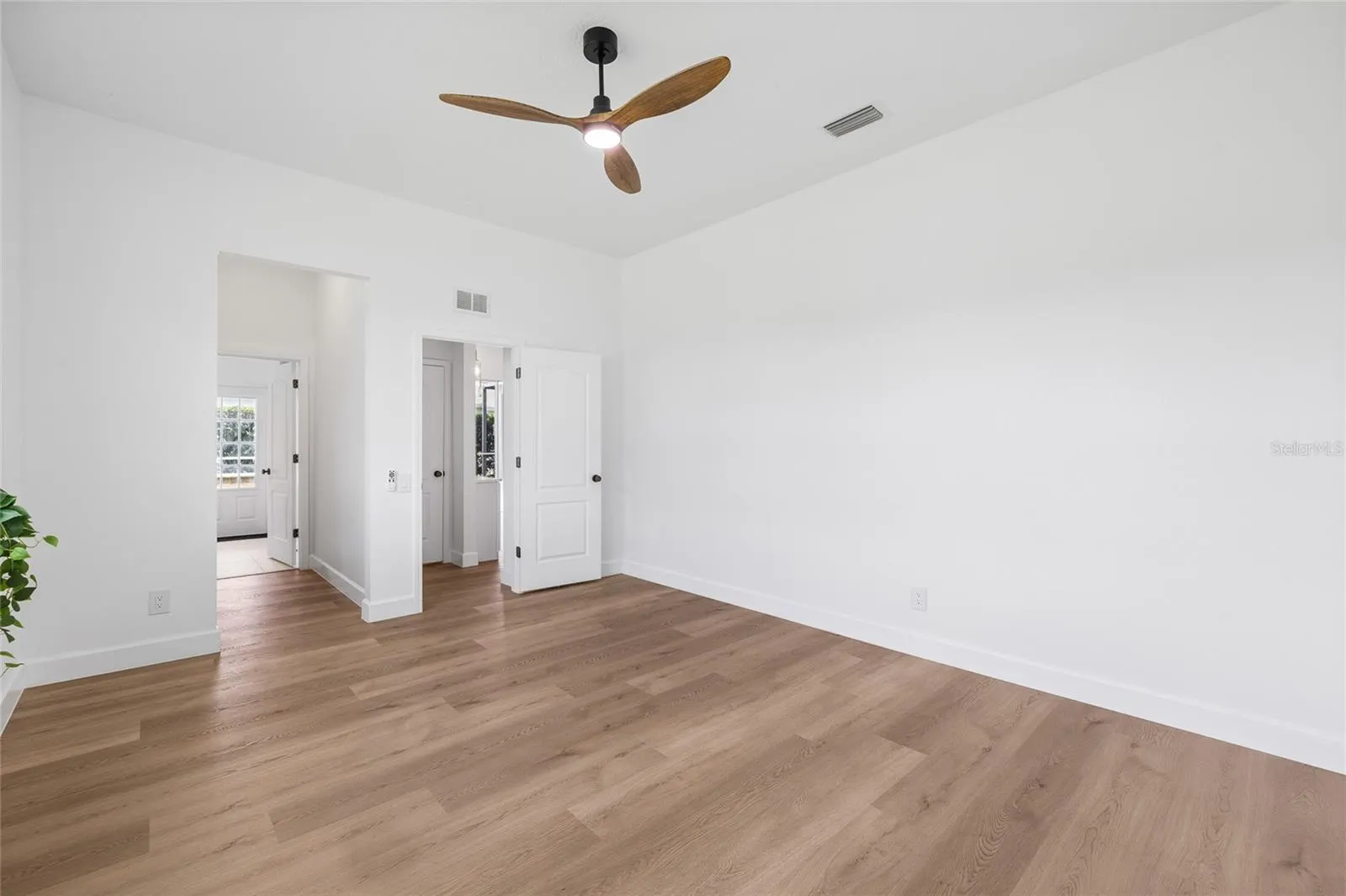 19015 FERN MEADOW LOOP