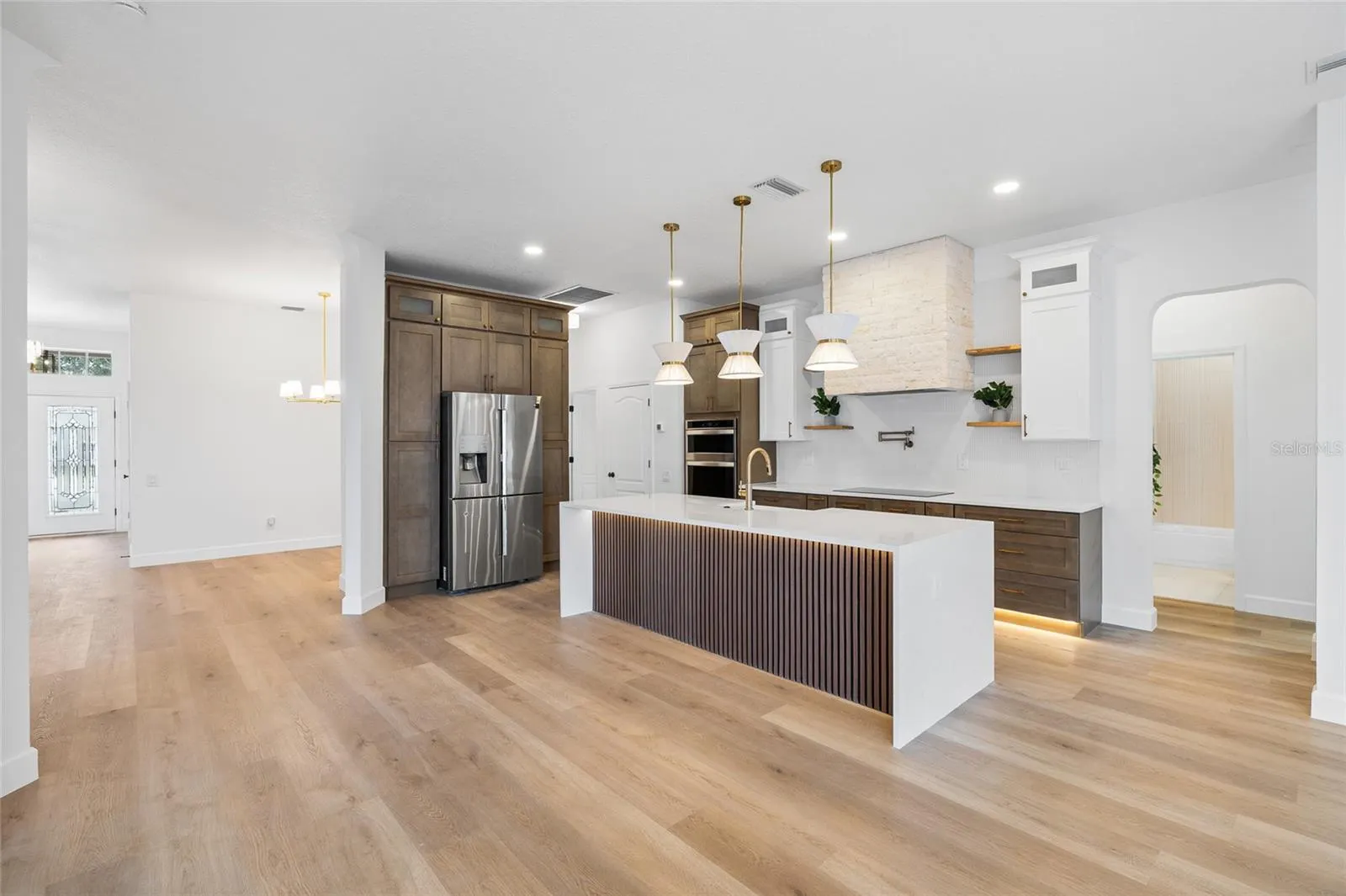 19015 FERN MEADOW LOOP