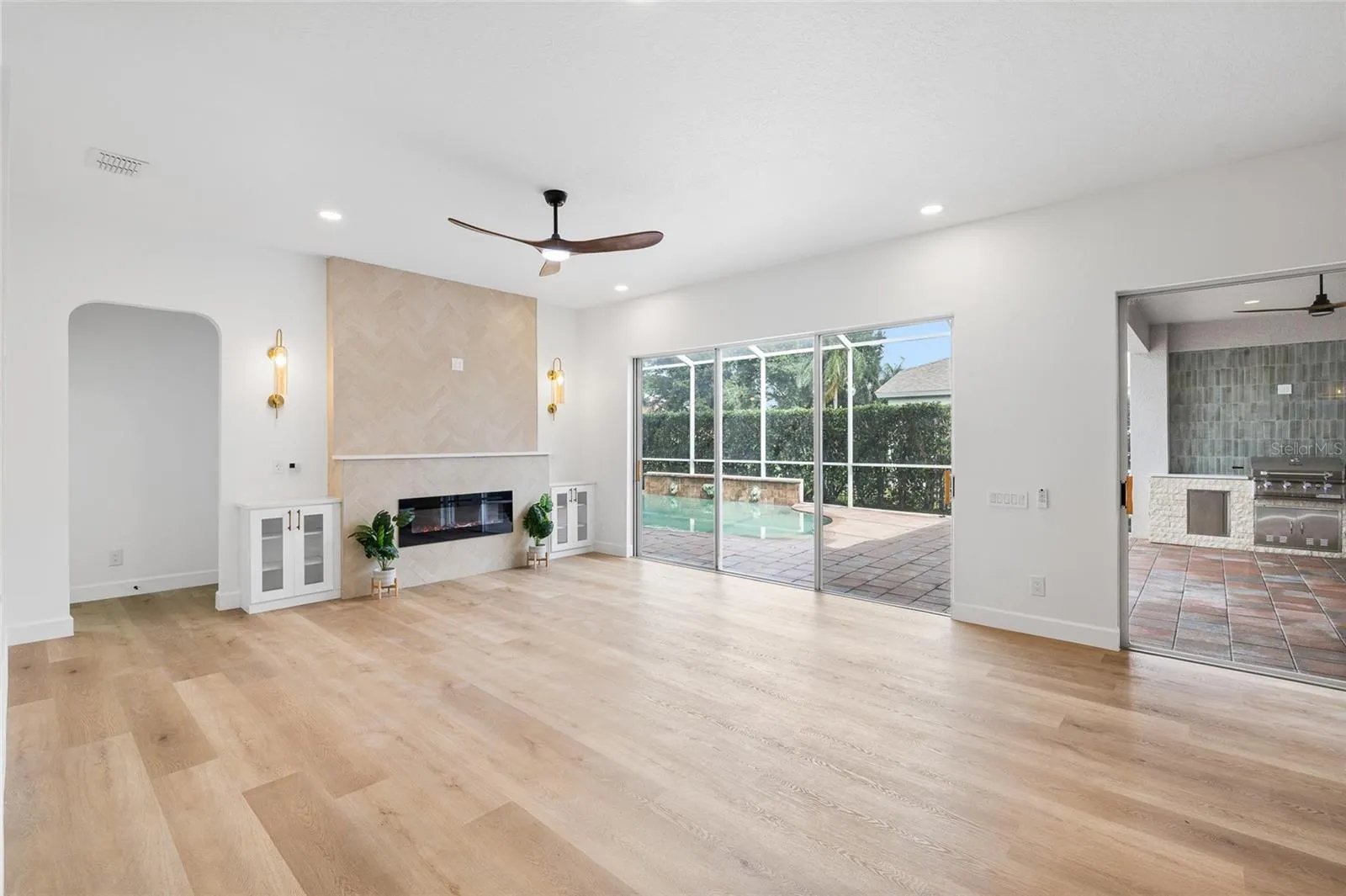 19015 FERN MEADOW LOOP