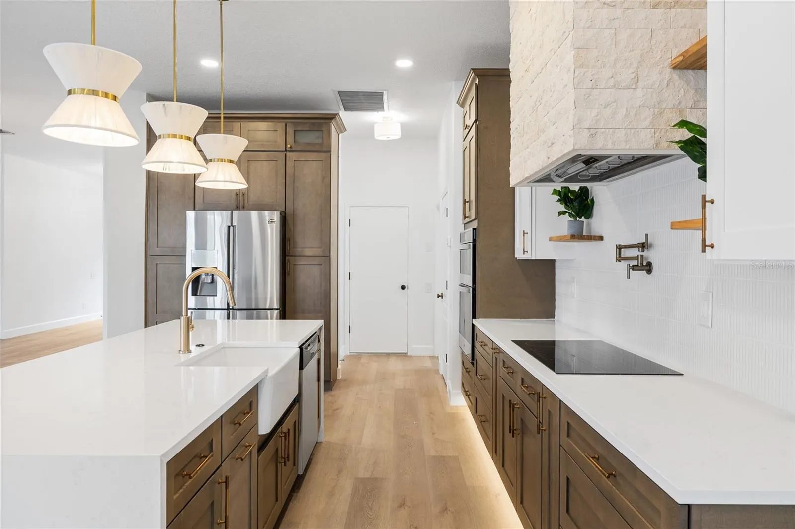 19015 FERN MEADOW LOOP