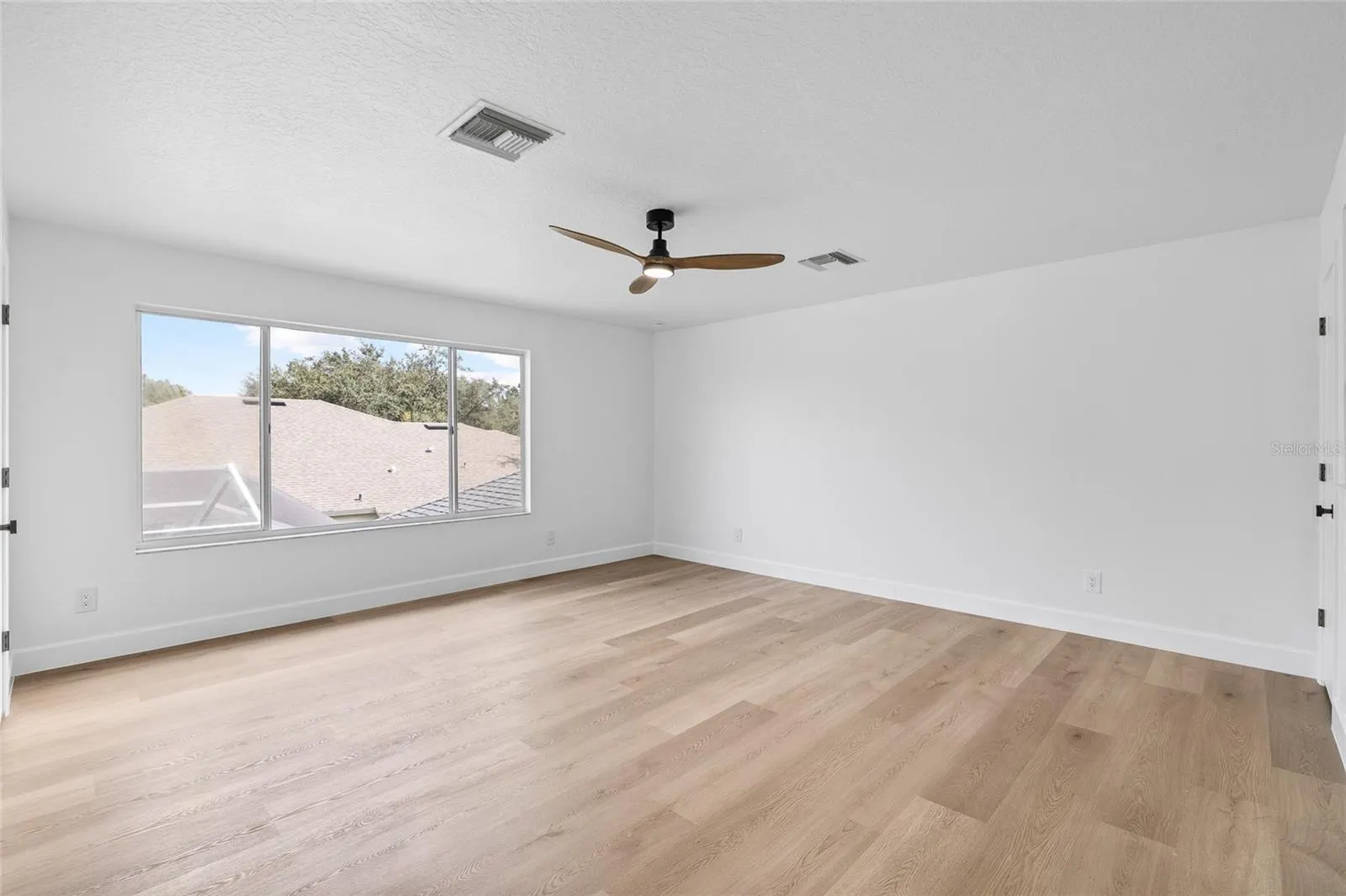 19015 FERN MEADOW LOOP