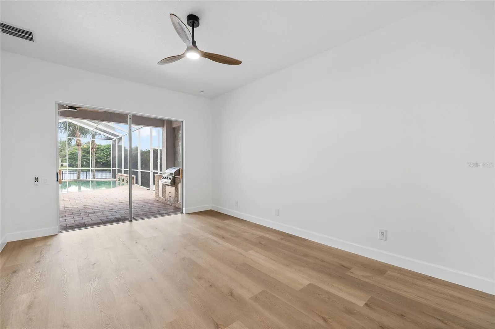 19015 FERN MEADOW LOOP