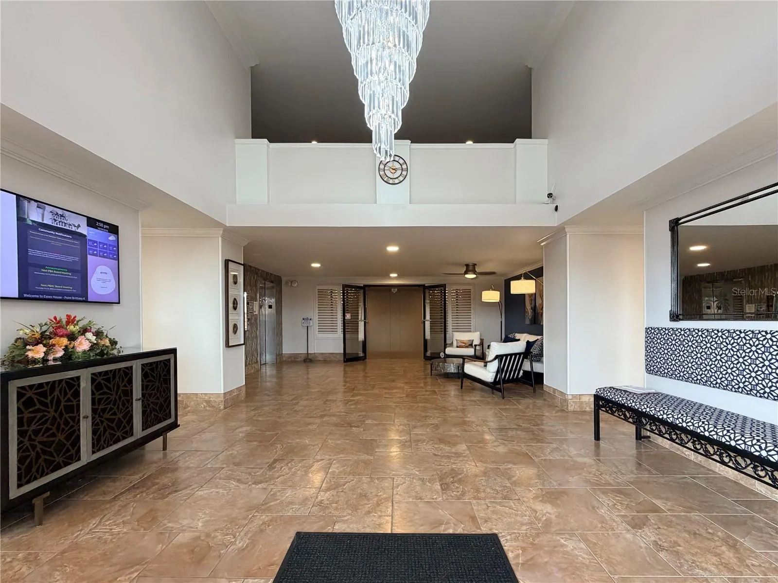 5200 BRITTANY DR S #206 #206