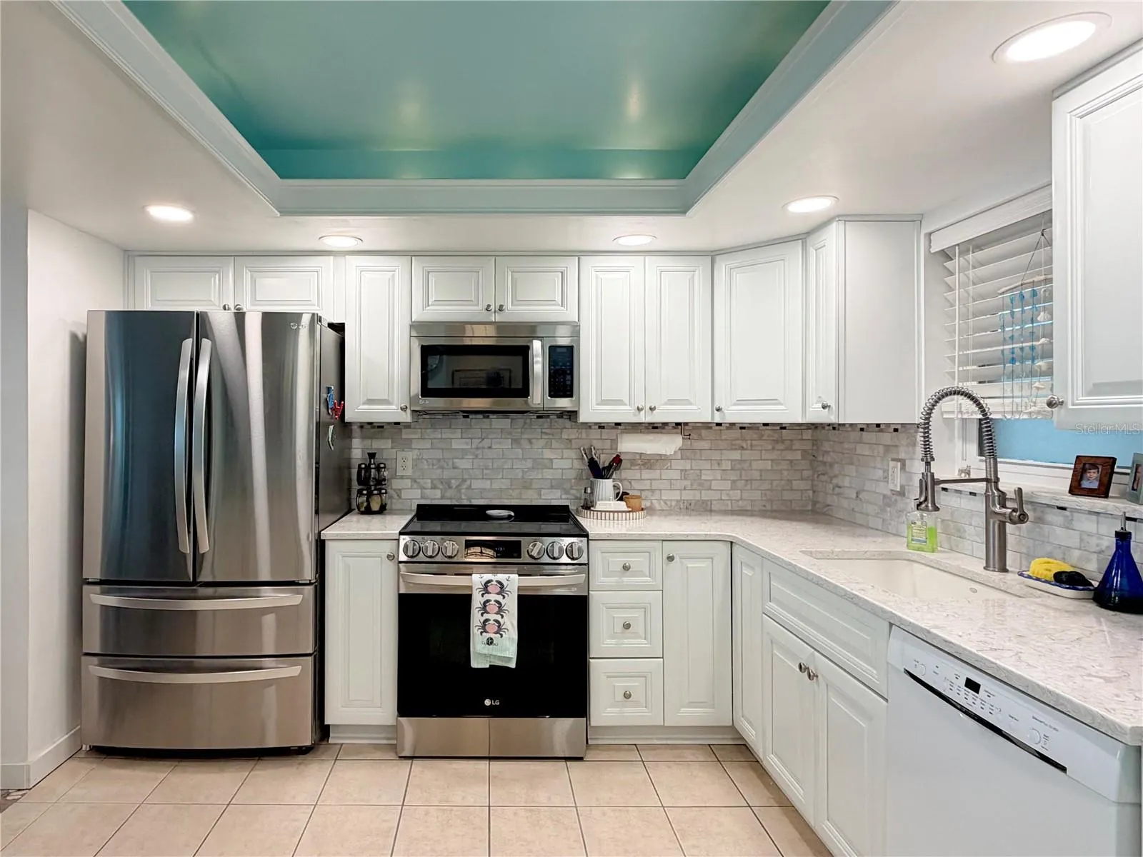 5200 BRITTANY DR S #206 #206