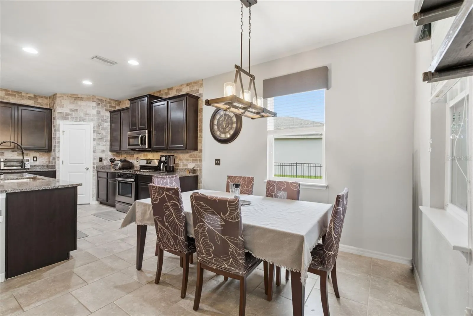 6414 TRITON LN