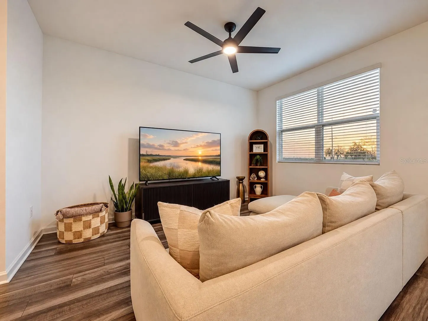 6311 KAY MORGAN LN