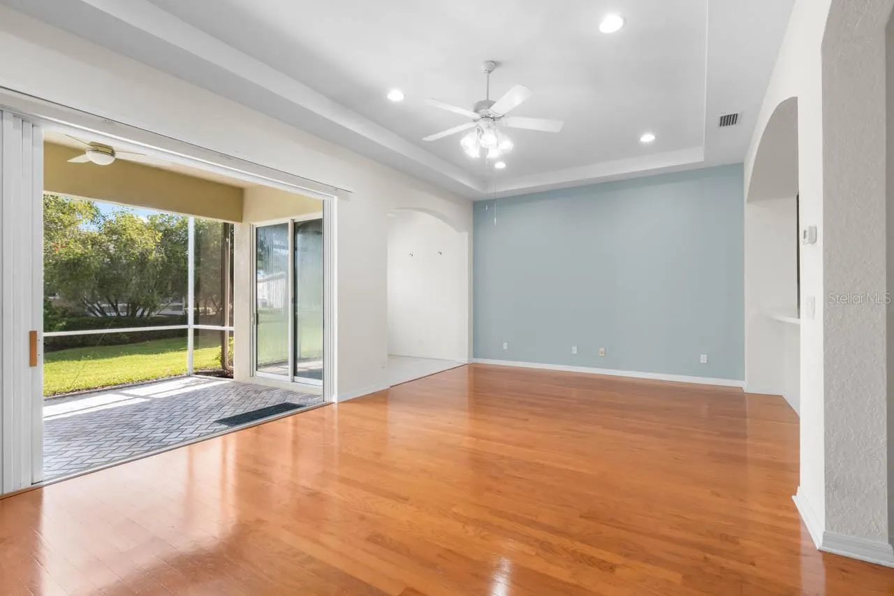 1009 CHELSEA GREENS CT #37 #37