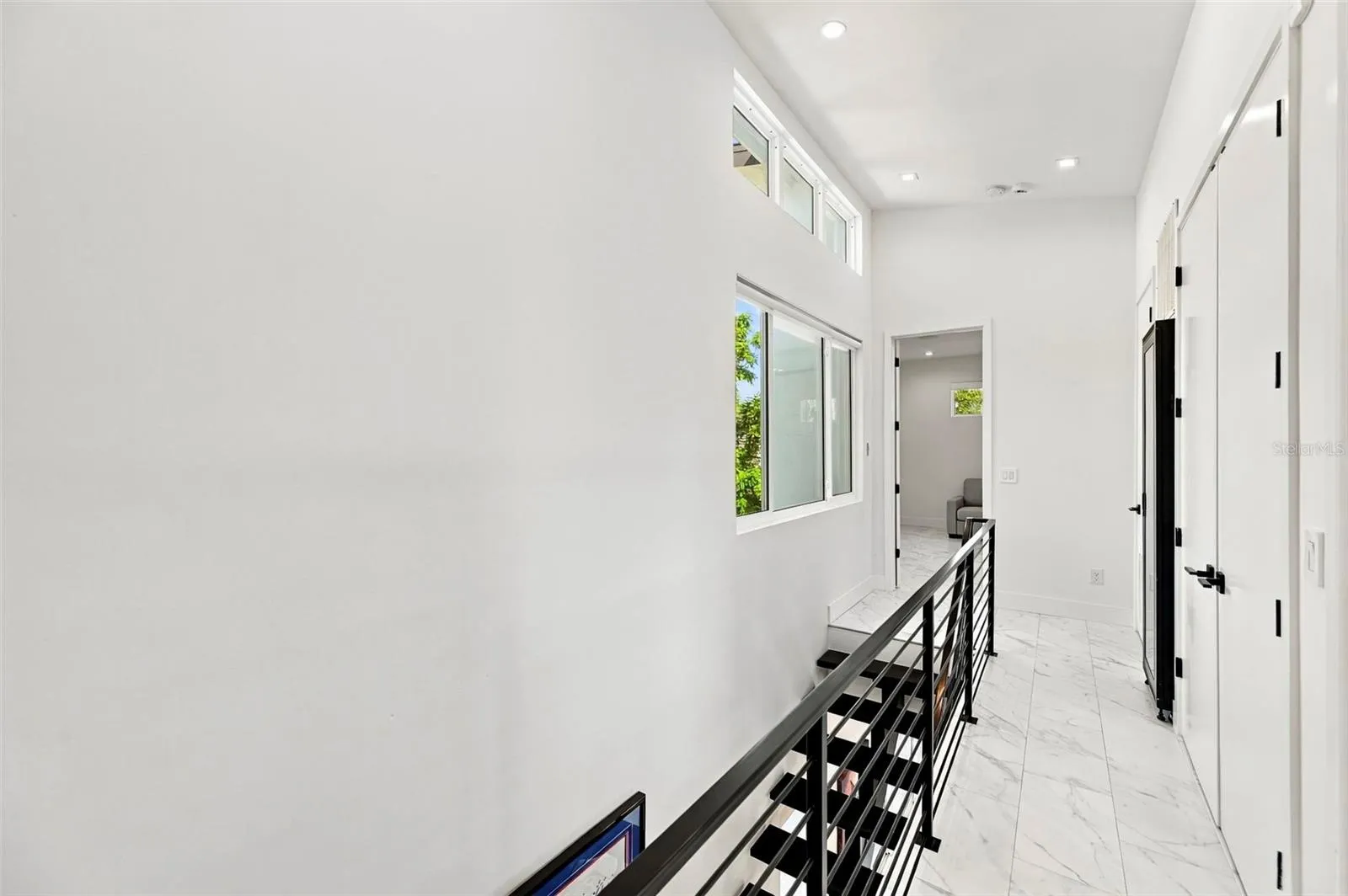 2423 2ND AVE N