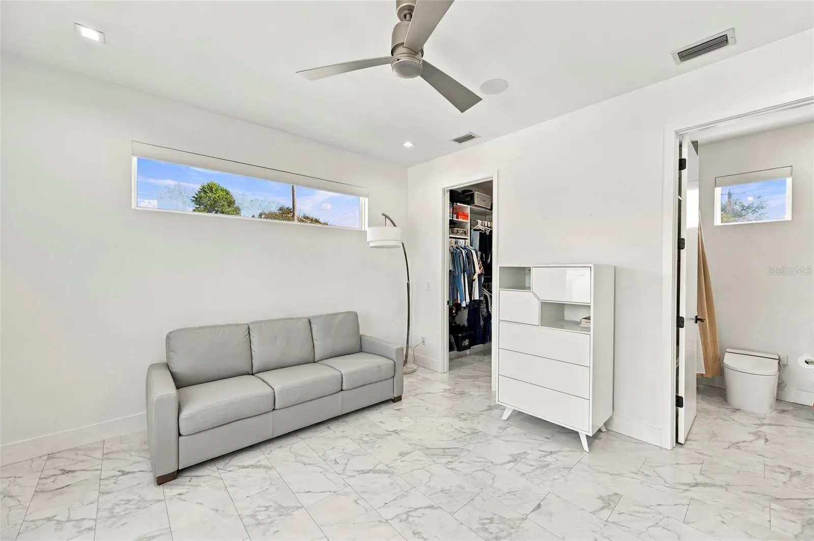 2423 2ND AVE N