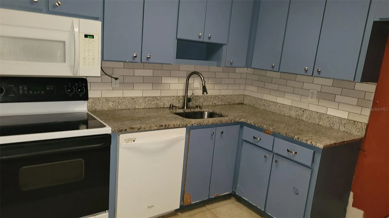 3205 FOX CHASE CIR N #101 #101