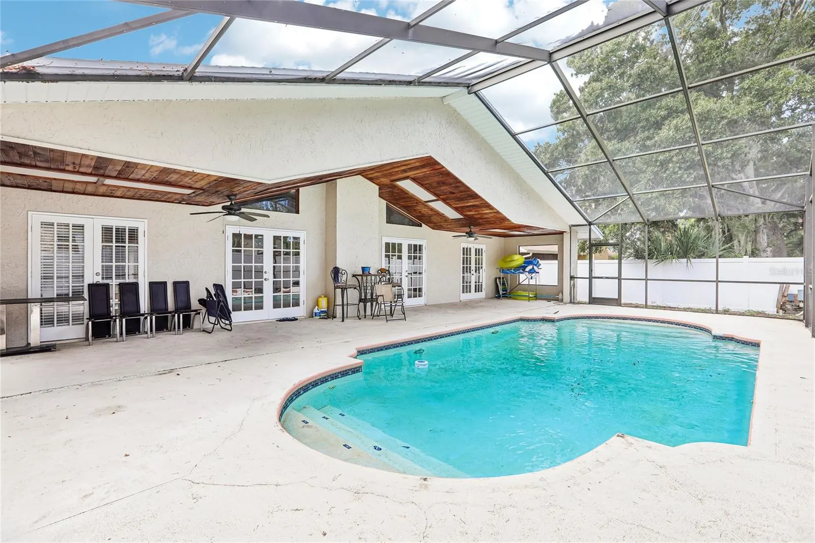 700 13TH CT SW
