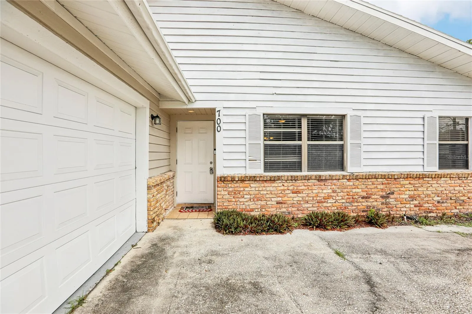 700 13TH CT SW