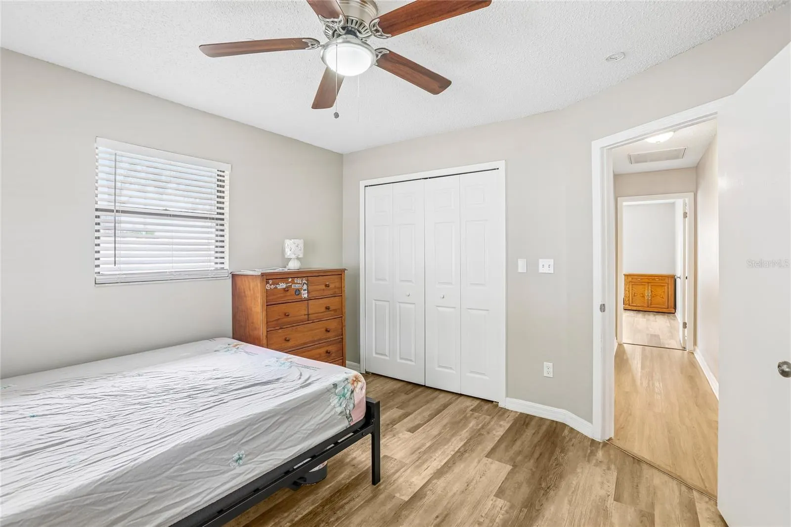 700 13TH CT SW