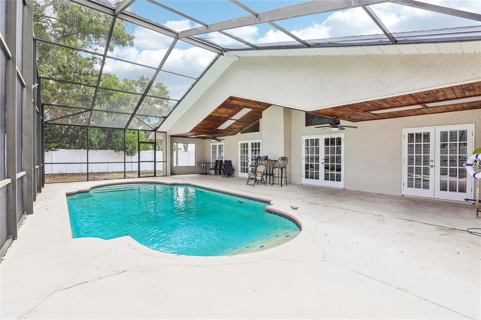 700 13TH CT SW
