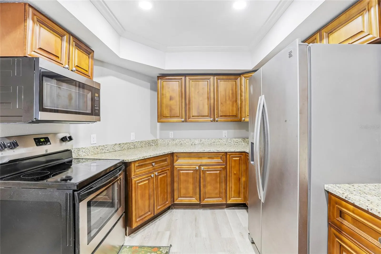 700 13TH CT SW