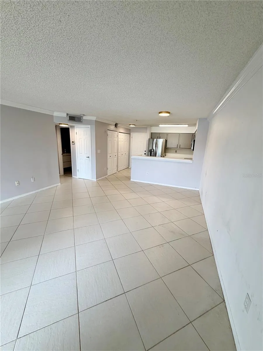 2400 FEATHER SOUND DR #1426 #1426