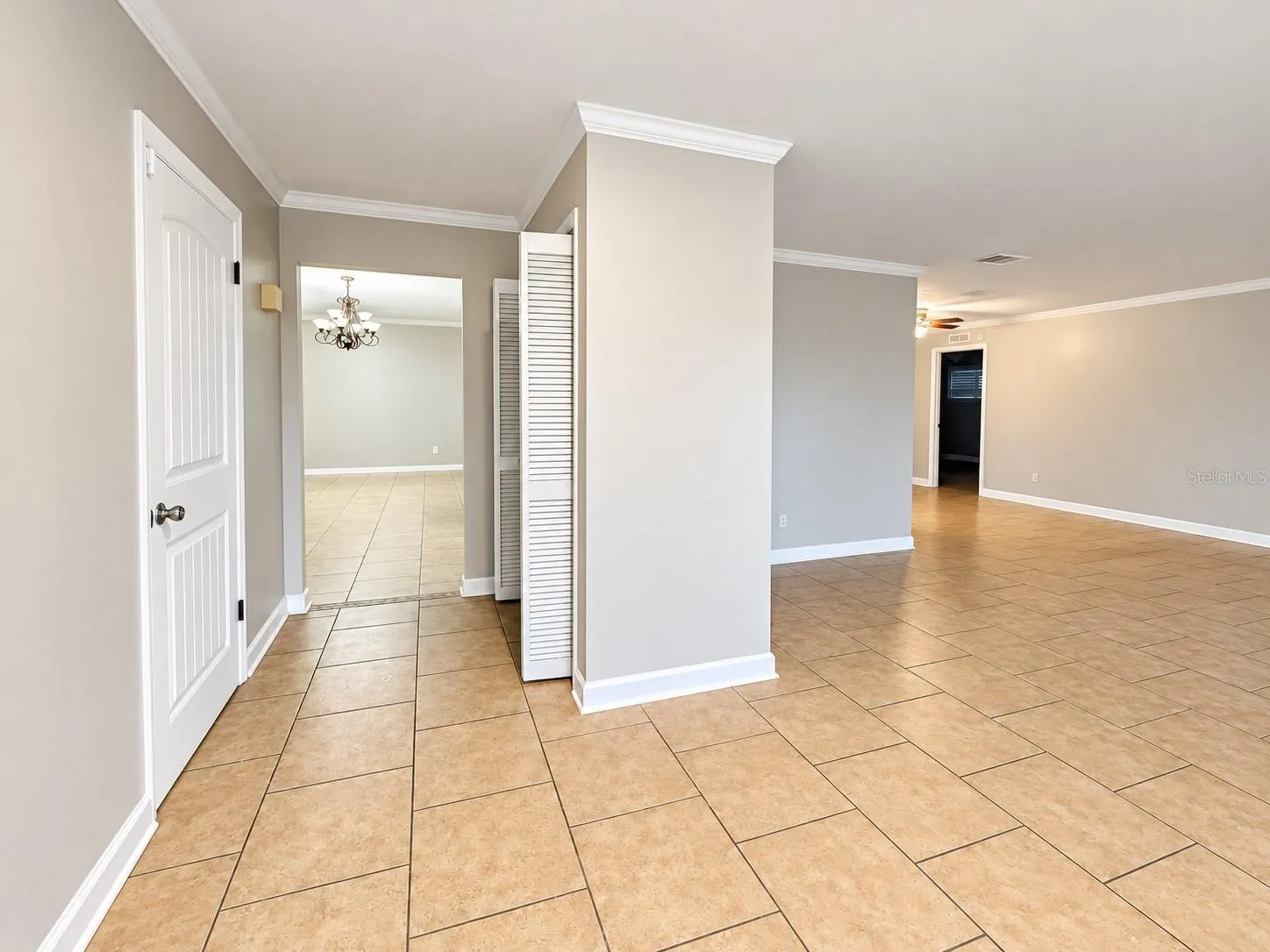 816 EAGLE LN