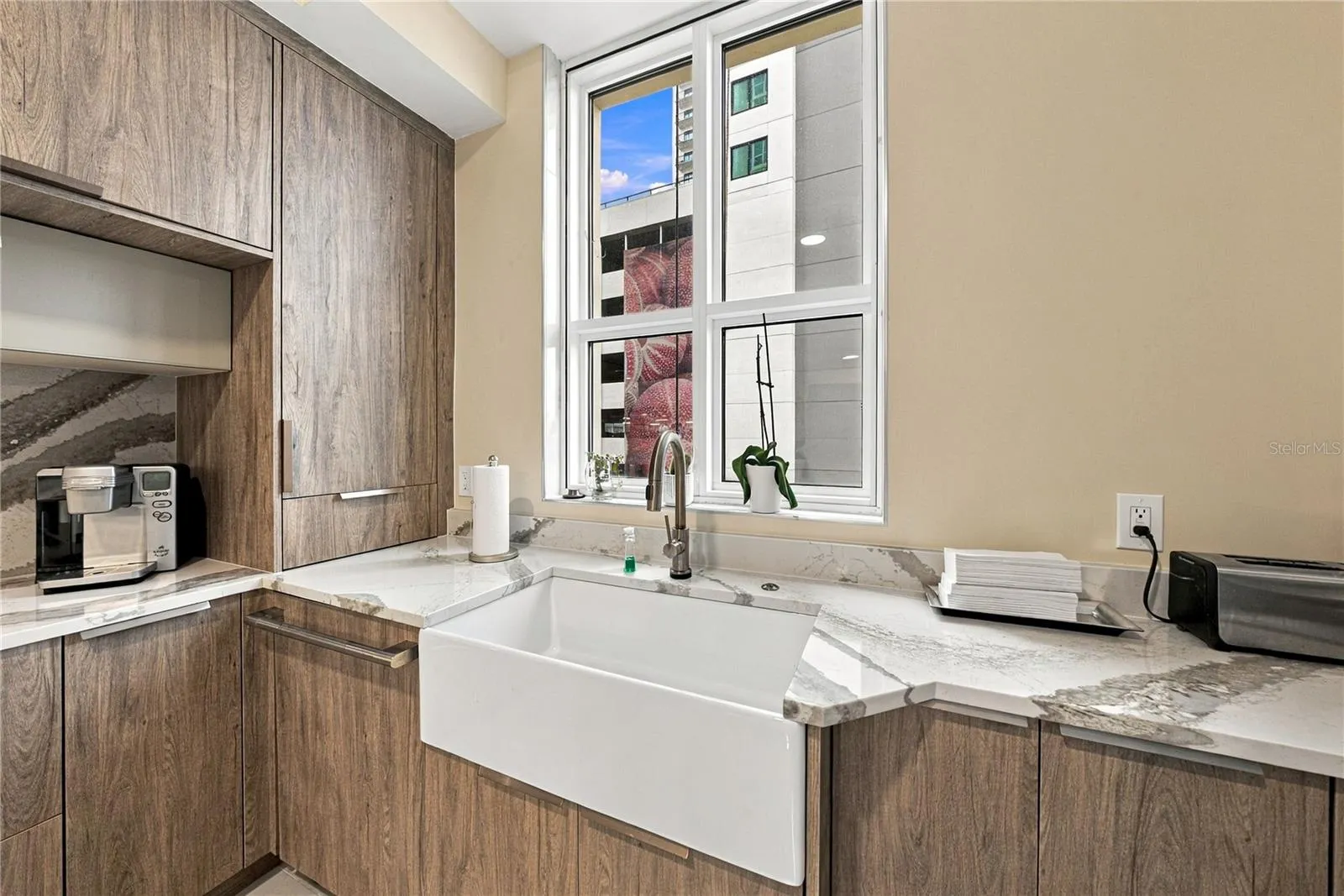 450 KNIGHTS RUN AVE #405 #405