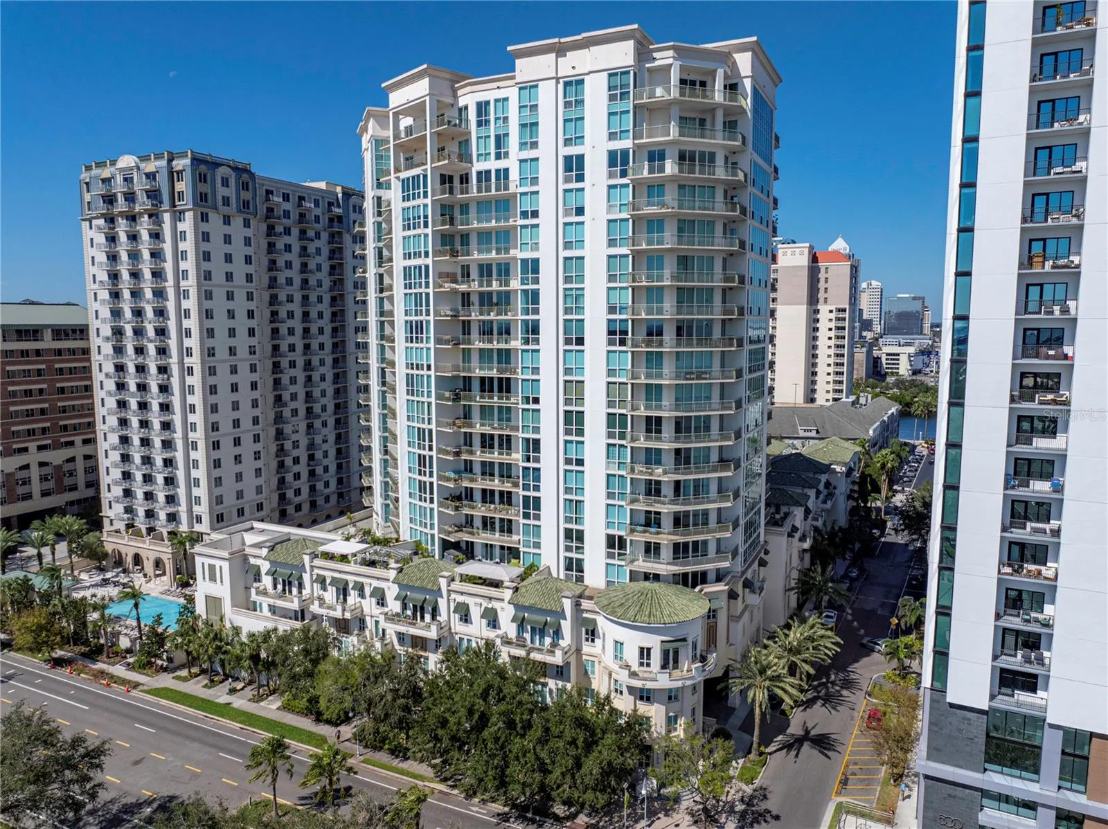 450 KNIGHTS RUN AVE #405 #405