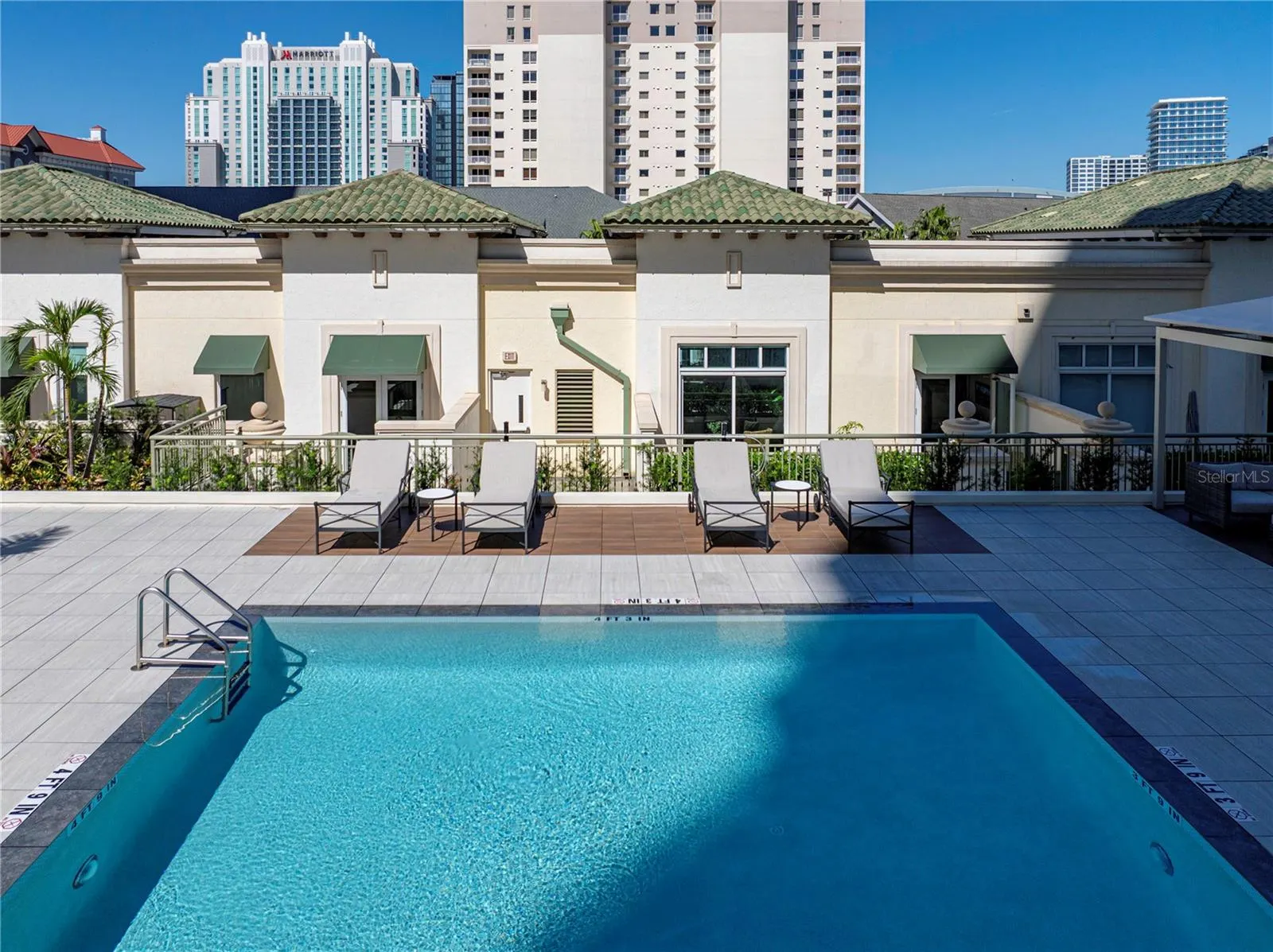 450 KNIGHTS RUN AVE #405 #405