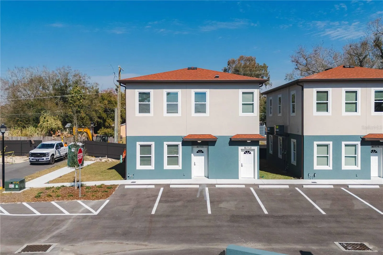 6976 BELLTREE CIR