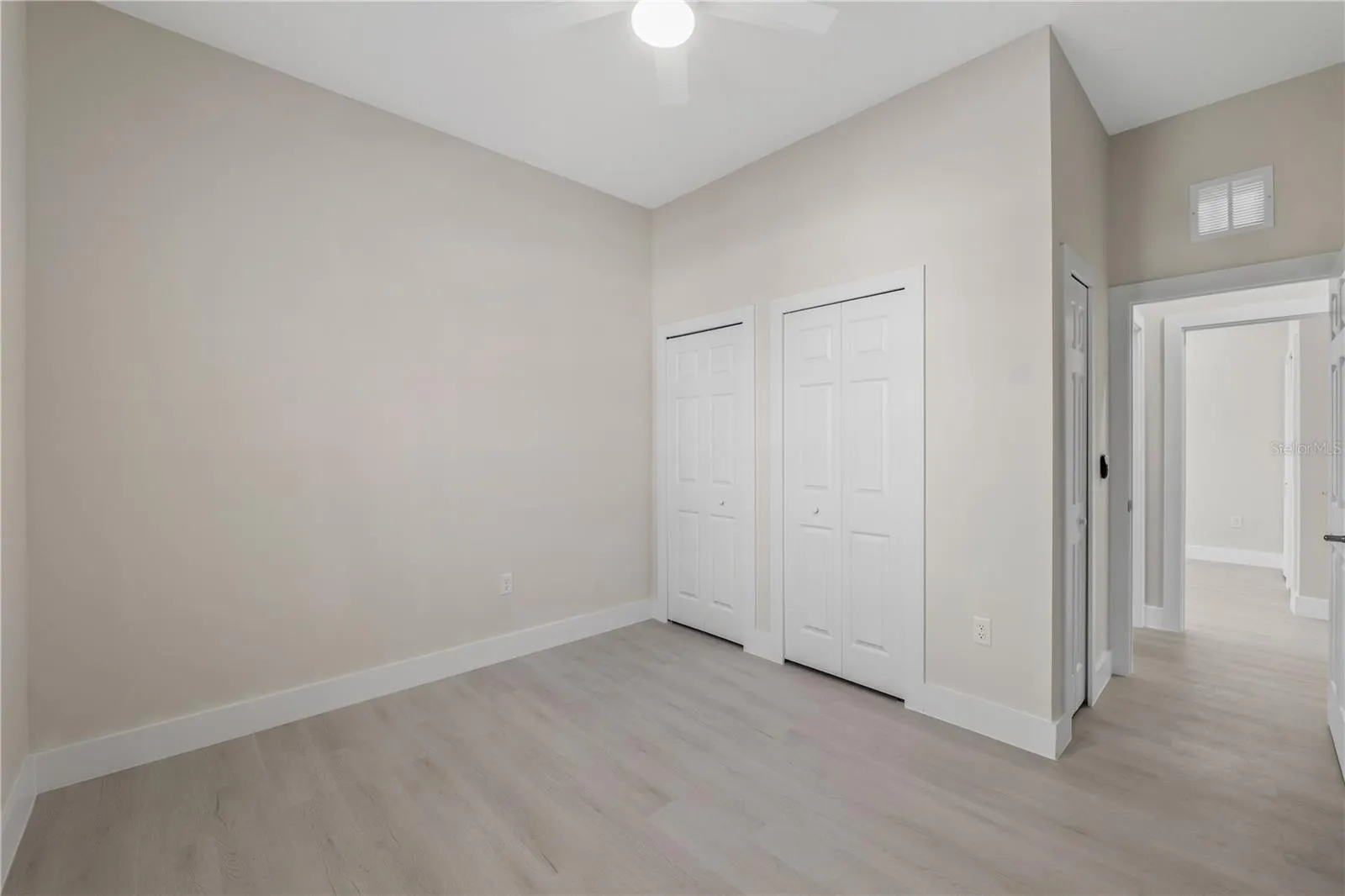 6976 BELLTREE CIR