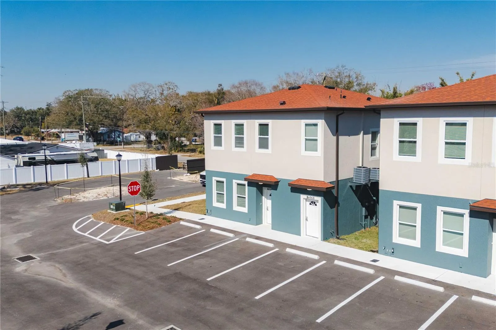 6976 BELLTREE CIR