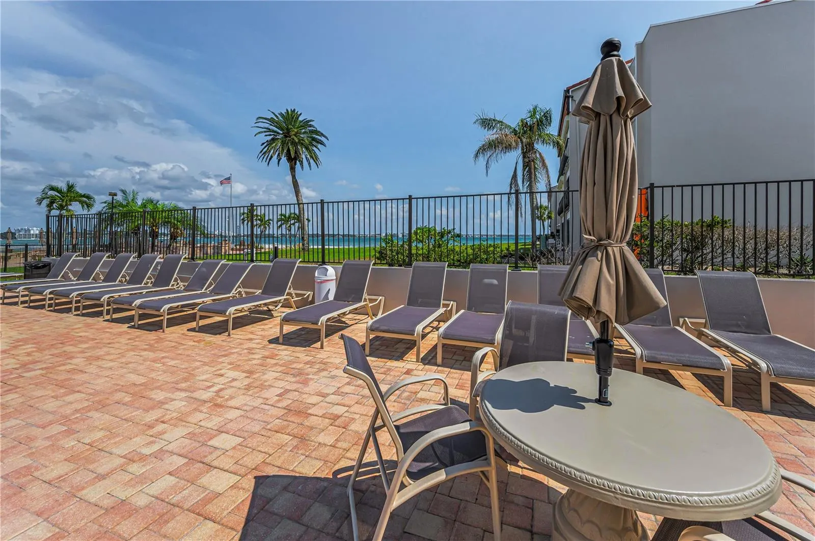 855 BAY WAY BLVD #806 #806