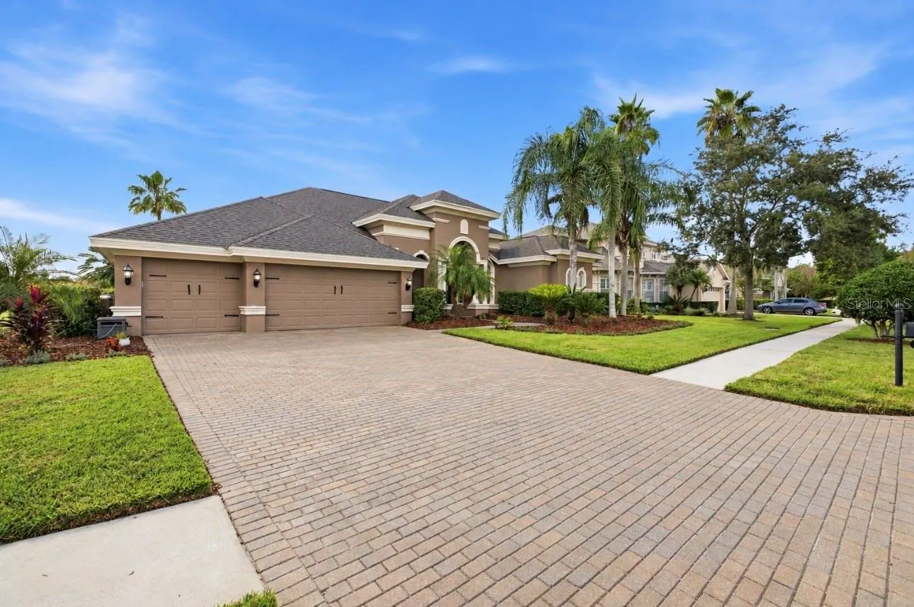 3905 SORREL VINE DR