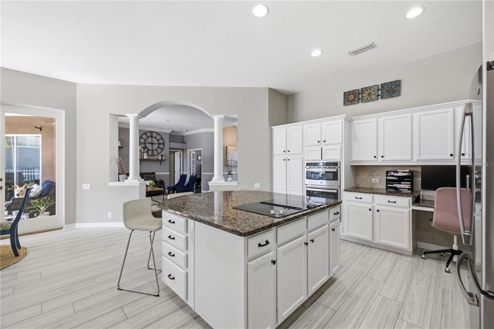 3905 SORREL VINE DR