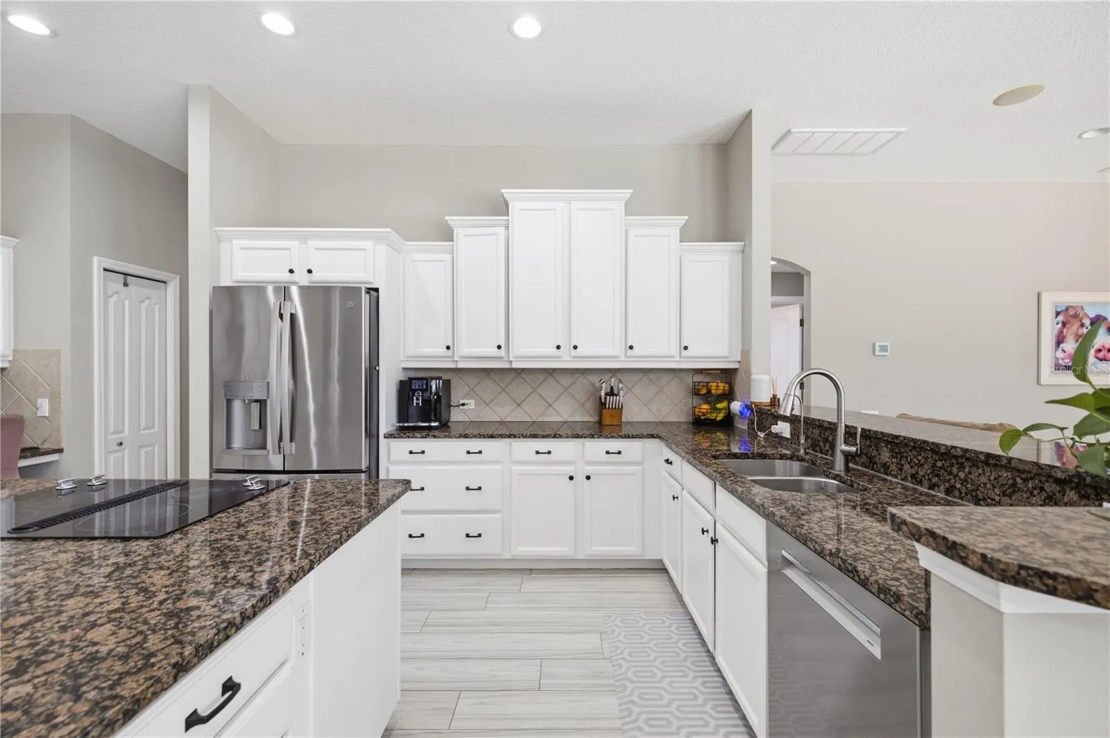 3905 SORREL VINE DR