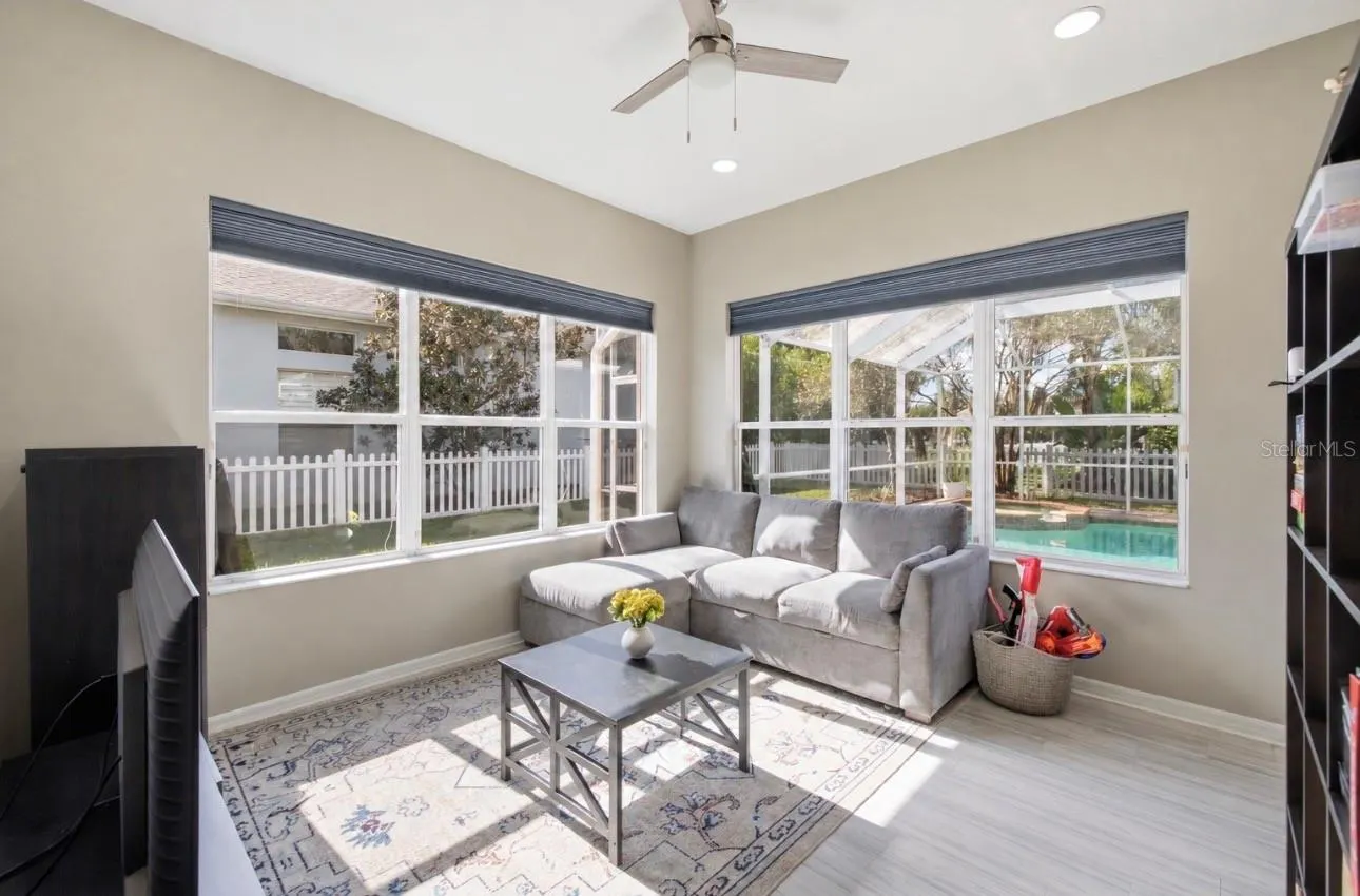 3905 SORREL VINE DR