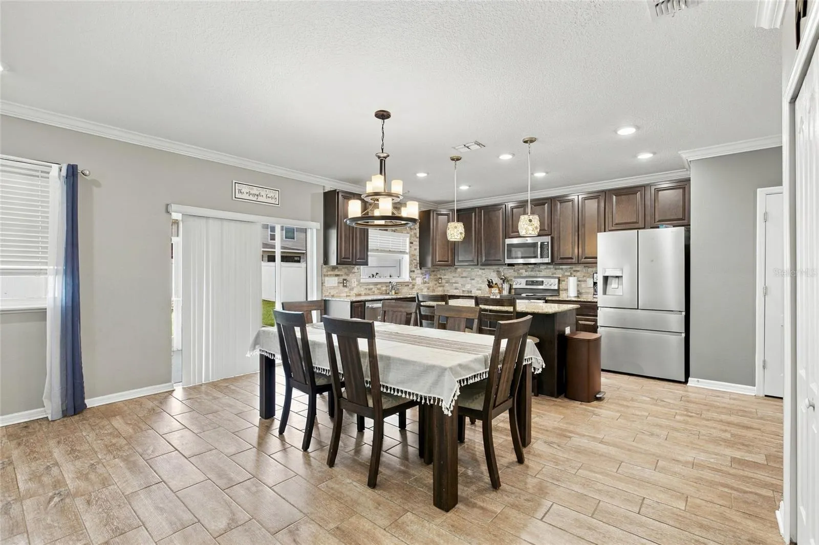 7945 OLIVE BROOK DR