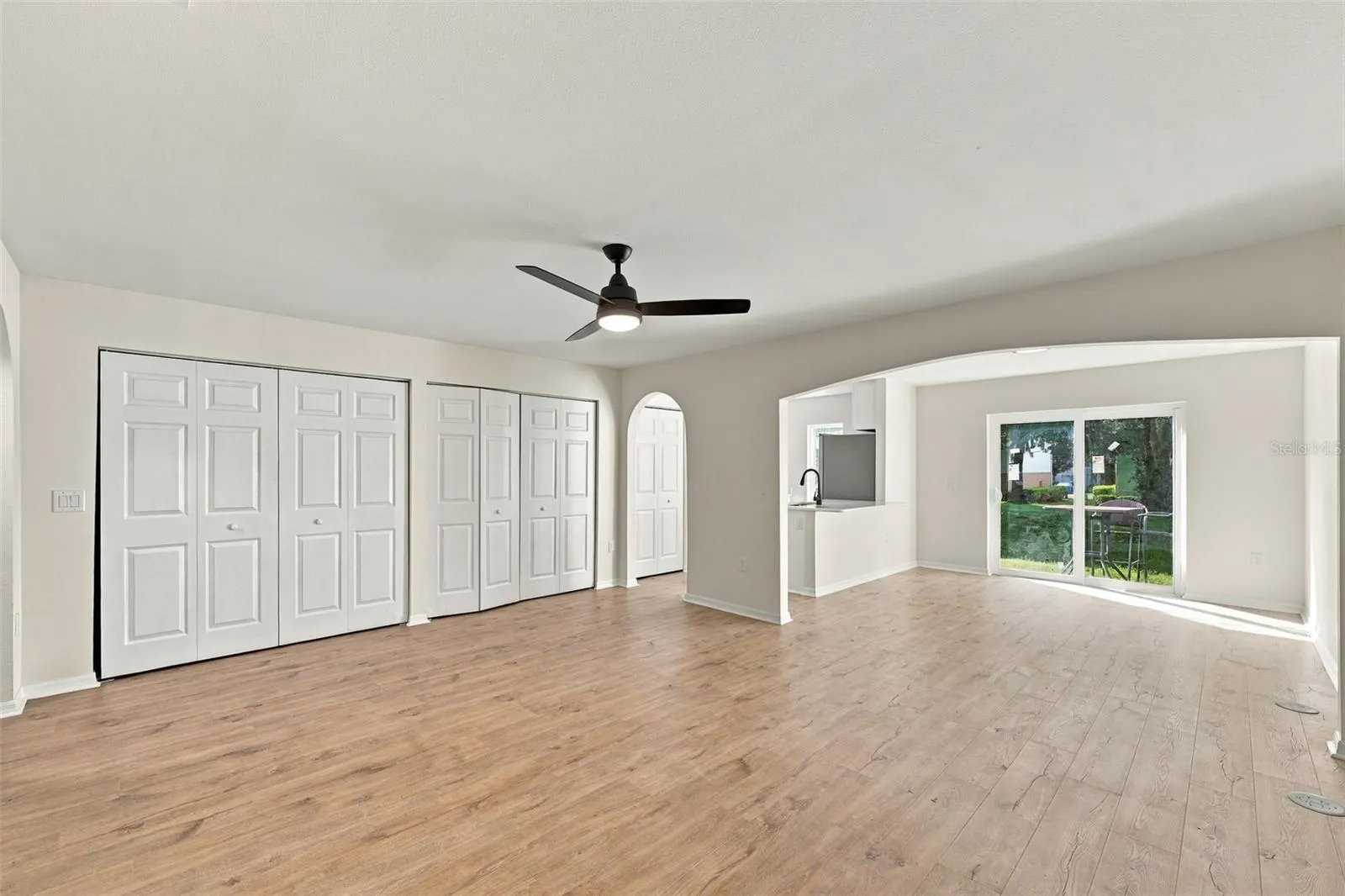 9951 ASHBURN LAKE DR