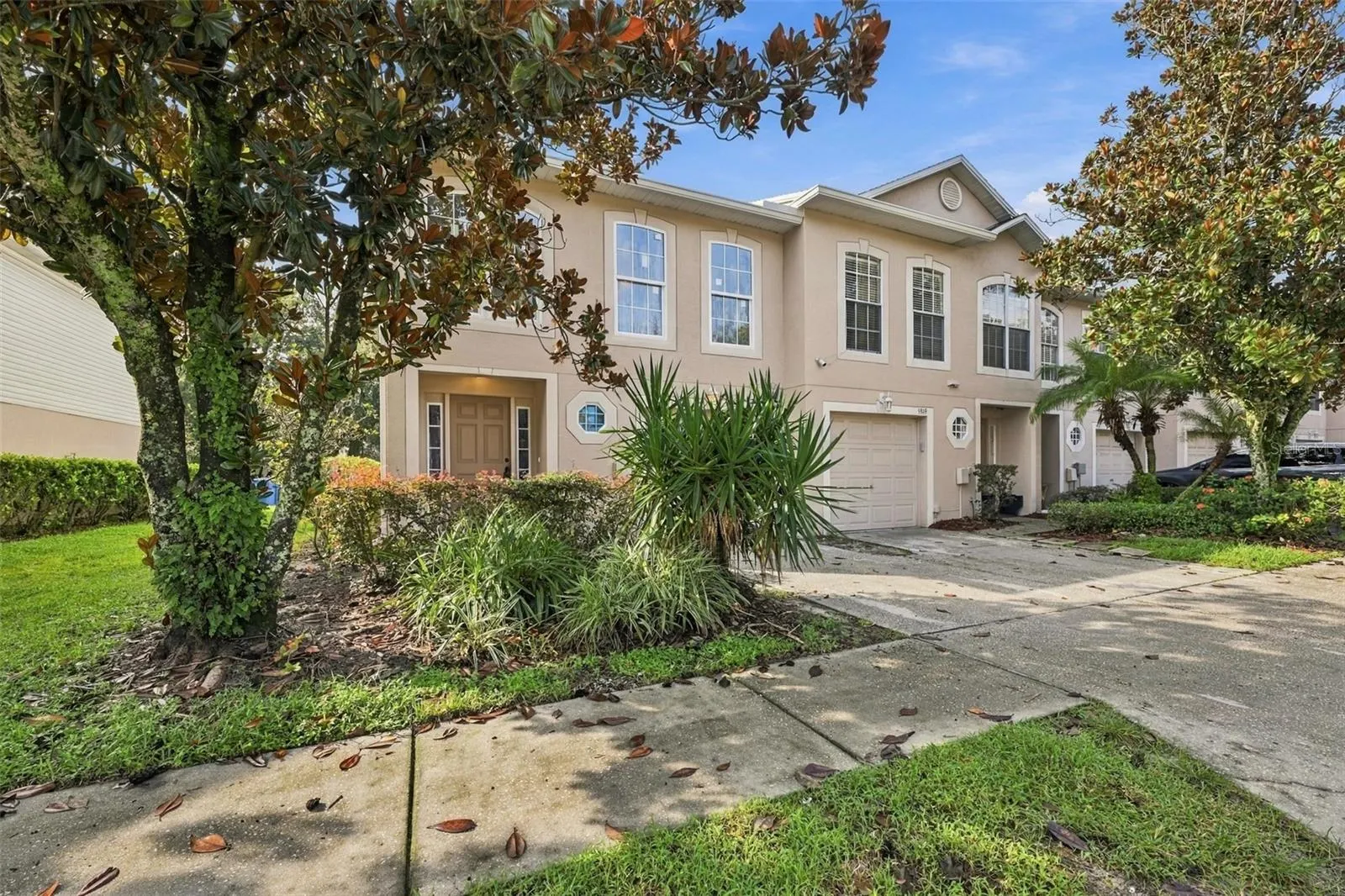 9951 ASHBURN LAKE DR