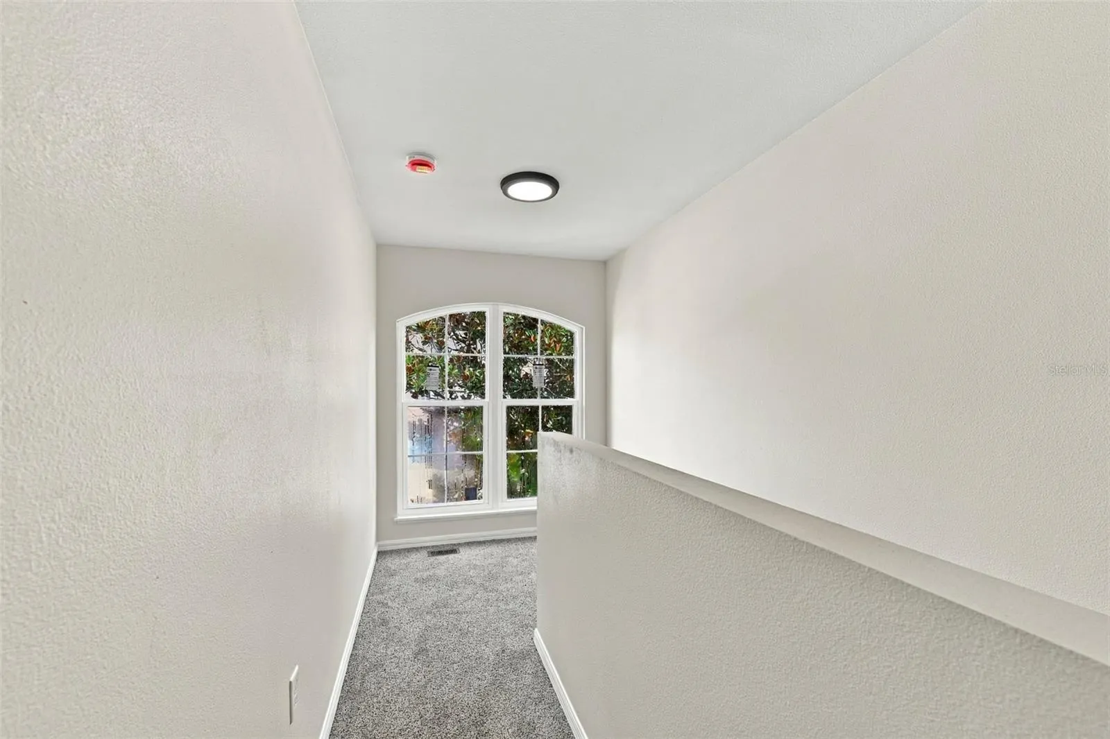 9951 ASHBURN LAKE DR