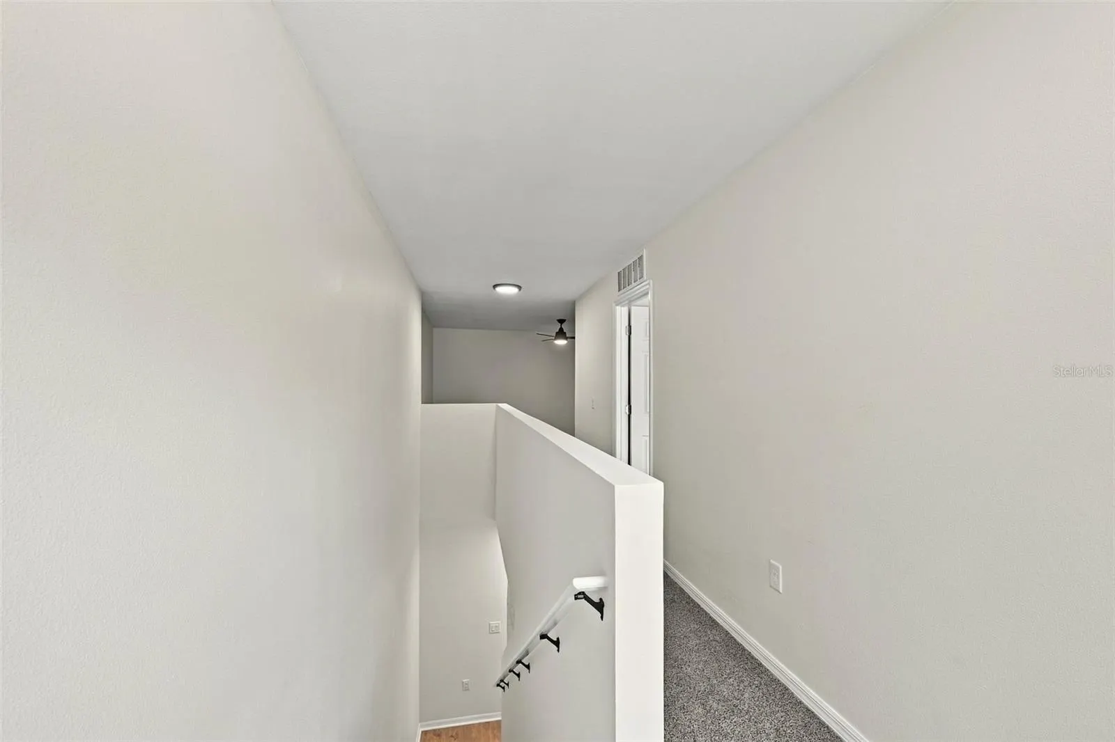 9951 ASHBURN LAKE DR