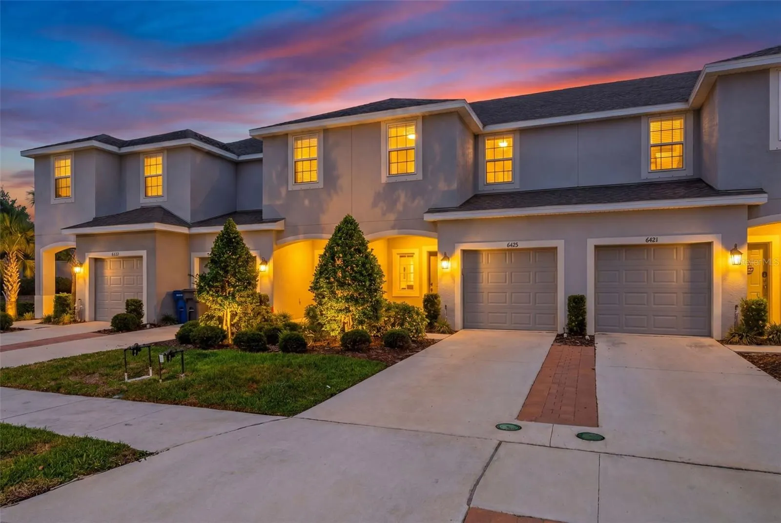 6425 FAIRMONT LN