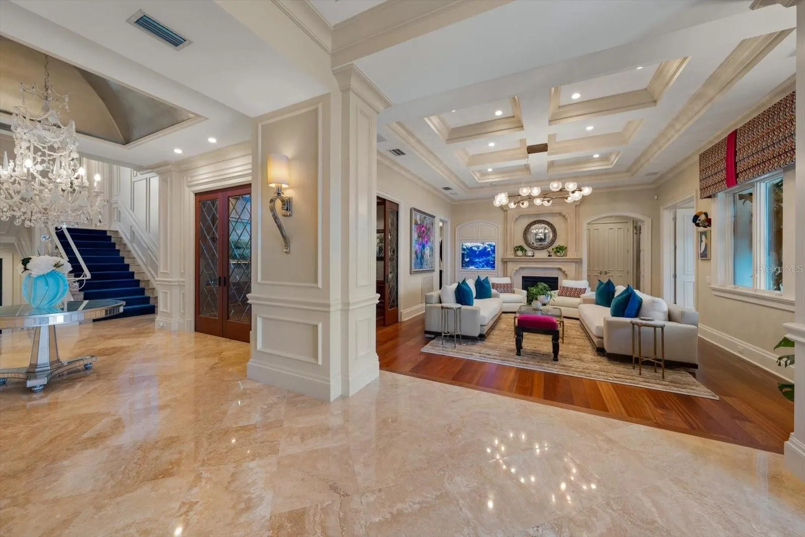 2056 COVE TRCE