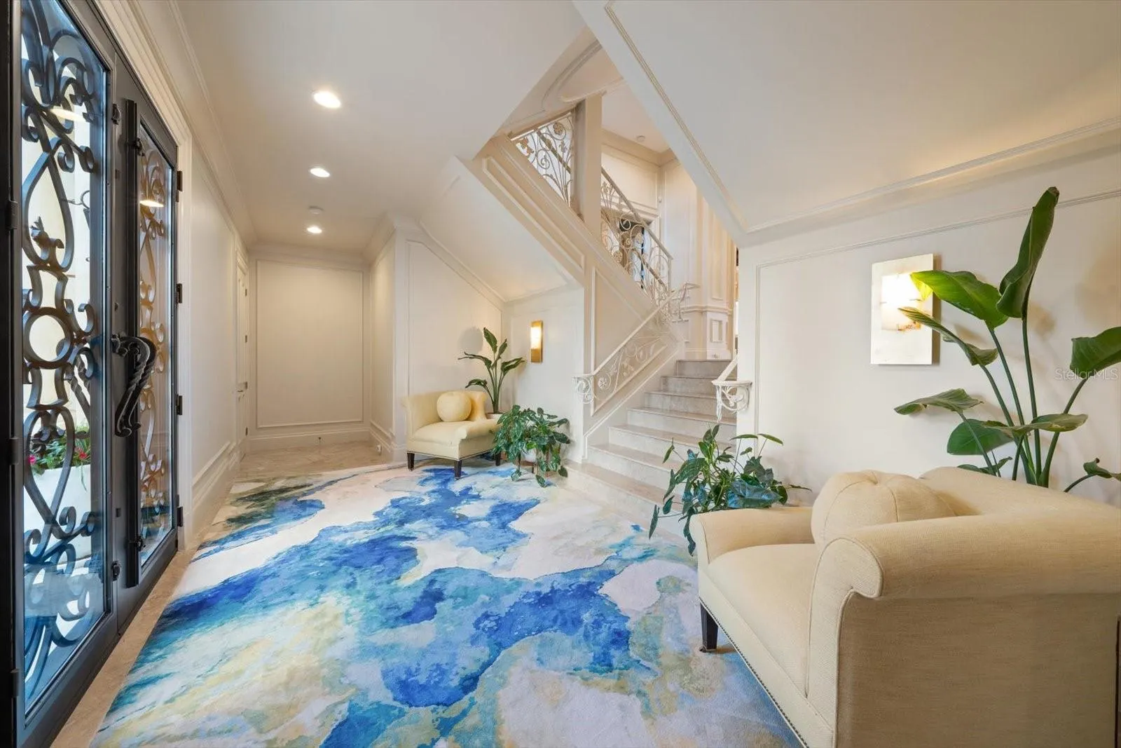 2056 COVE TRCE