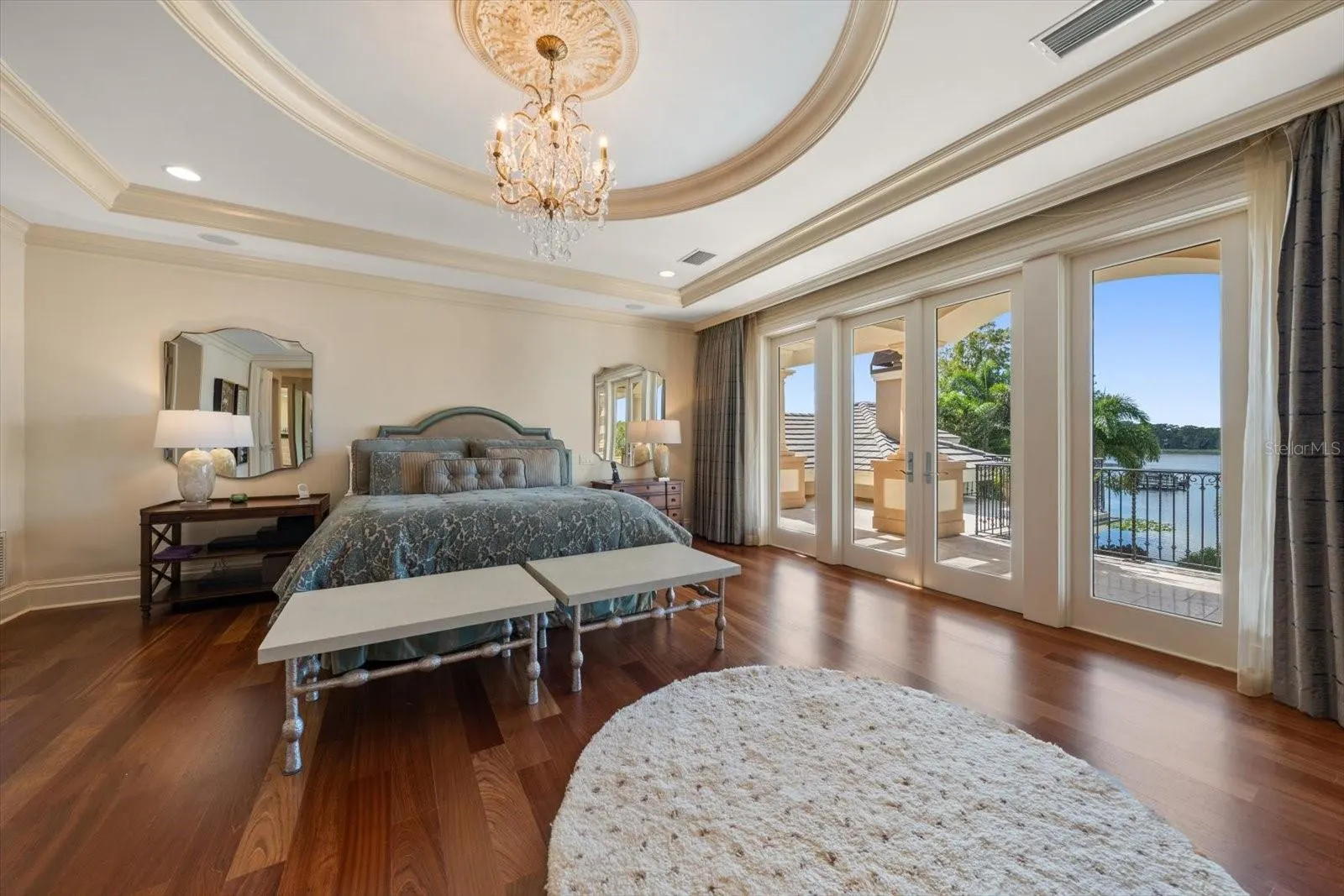 2056 COVE TRCE