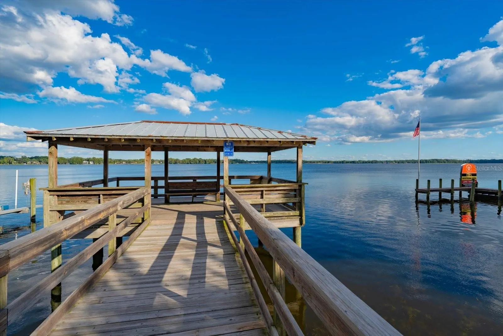 2056 COVE TRCE