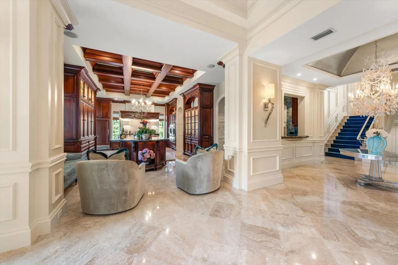 2056 COVE TRCE