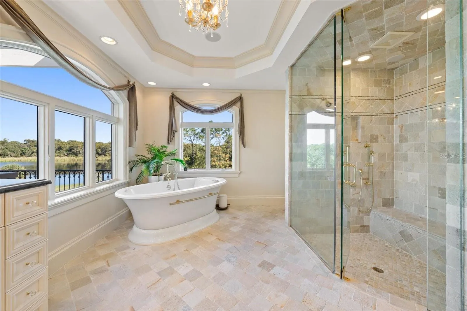 2056 COVE TRCE